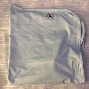 Ollie Baby Swaddle in Light Blue - Like New!
